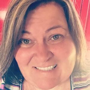 Meet your Posher, Shelly